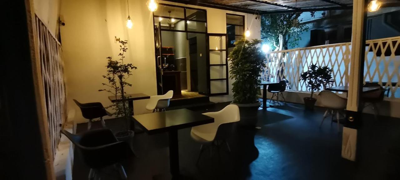 Endlessblue Resort Kalametiya Екстер'єр фото