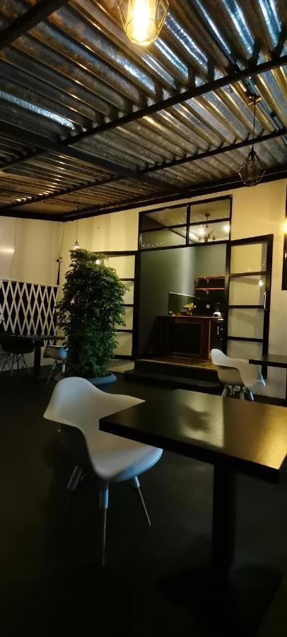 Endlessblue Resort Kalametiya Екстер'єр фото